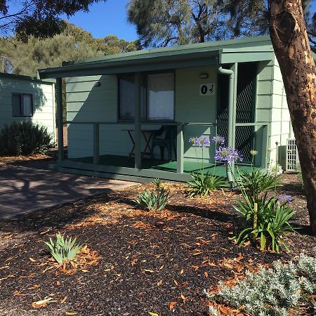 Hotel Lake Albert Caravan Park Meningie Exterior foto